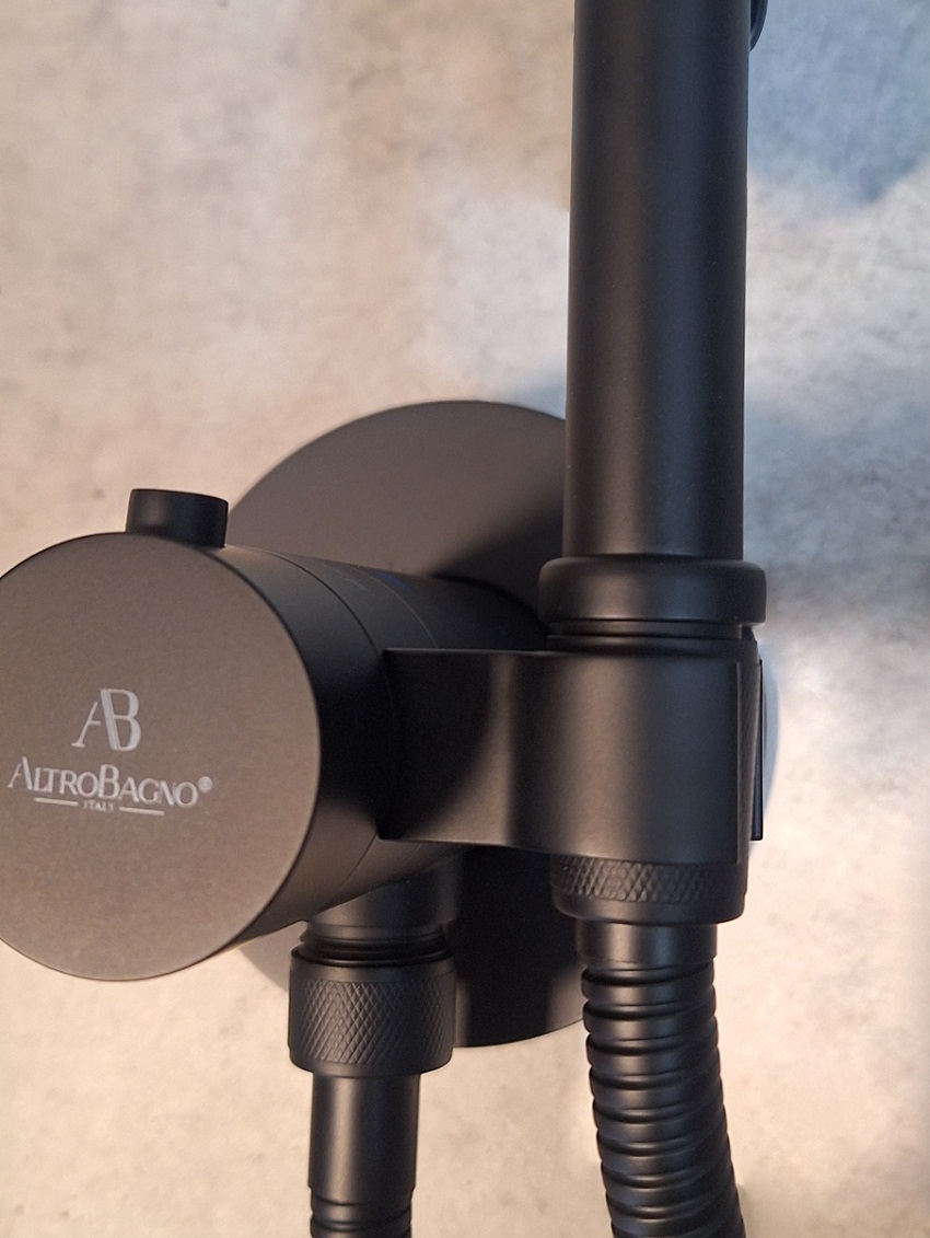 Гигиенический душ с термостатом AltroBagno BM 060402 NeOp Гигиенический душ с термостатом AltroBagno BM 060402 NeOp