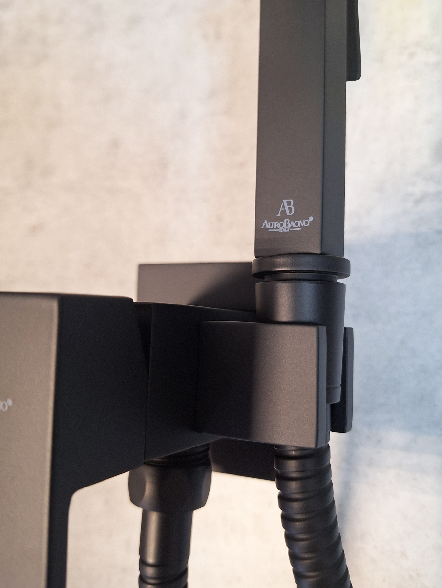 Встраиваемый гигиенический душ AltroBagno BM 060122 NeOp Встраиваемый гигиенический душ AltroBagno BM 060122 NeOp