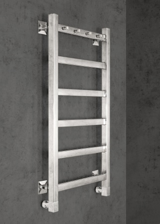 Полотенцесушитель водяной Chromix Granada 40x80 П6 Cr с крючками