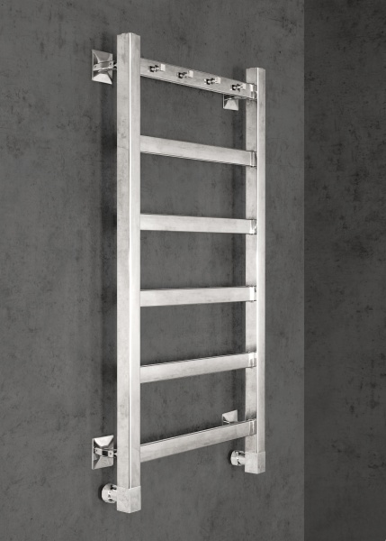 Полотенцесушитель водяной Chromix Granada 40x80 П6 Cr с крючками Полотенцесушитель водяной Chromix Granada 40x80 П6 Cr с крючками