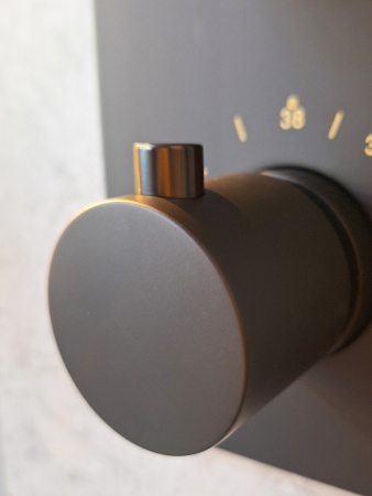 Душевая система с термостатом AltroBagno Unione 040408 NeOp