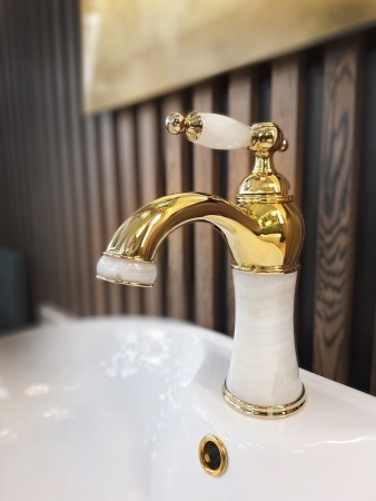 Смеситель для раковины AltroBagno Opera 0118 OrGi