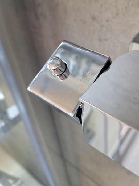 Душевая система с термостатом AltroBagno Cascata 030401 Cr Душевая система с термостатом AltroBagno Cascata 030401 Cr