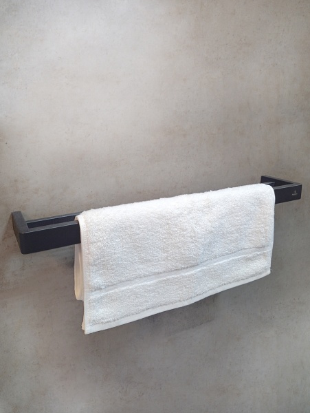 Полотенцедержатель двойной AltroBagno Aperto 081403 NeOp Полотенцедержатель двойной AltroBagno Aperto 081403 NeOp