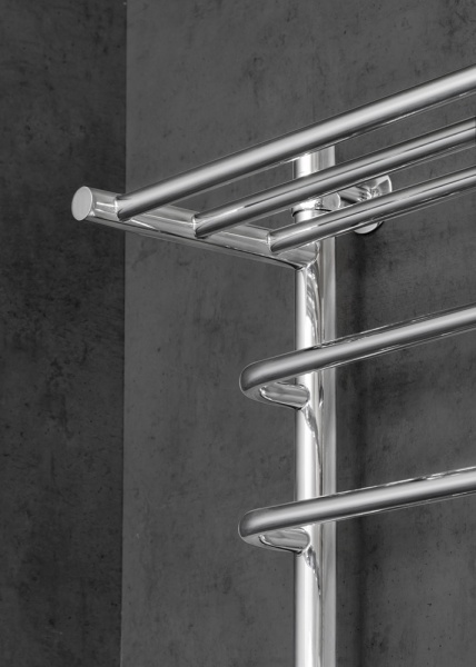 Полотенцесушитель водяной Chromix Brugg 50x80 П6 Cr с верхней полкой Полотенцесушитель водяной Chromix Brugg 50x80 П6 Cr с верхней полкой