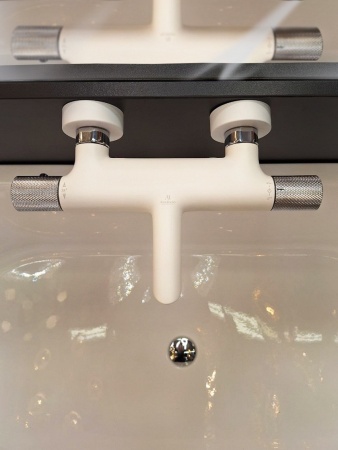 Смеситель для ванны AltroBagno Intento 0217 BiOp Смеситель для ванны AltroBagno Intento 0217 BiOp