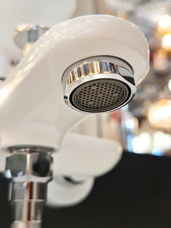 Смеситель для ванны AltroBagno Diretto 0209 Bi Смеситель для ванны AltroBagno Diretto 0209 Bi