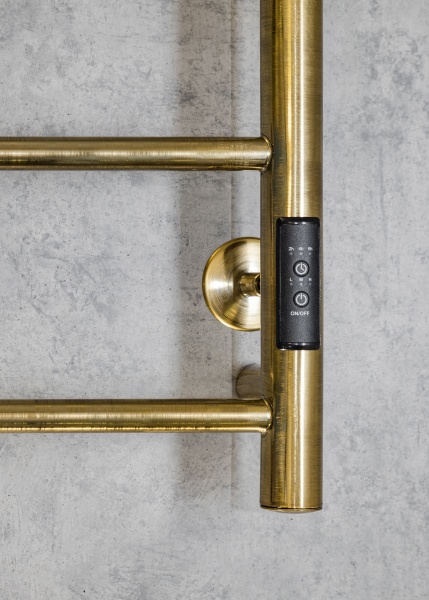 Полотенцесушитель электрический с сухим теном Chromix Bonn 50x80 П6 Br с крючками Полотенцесушитель электрический с сухим теном Chromix Bonn 50x80 П6 Br с крючками