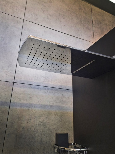 Встраиваемая душевая система с термостатом AltroBagno Cascata 040101 Cr Встраиваемая душевая система с термостатом AltroBagno Cascata 040101 Cr