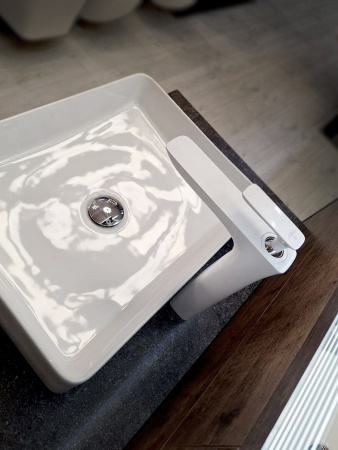 Смеситель для раковины AltroBagno Aperto 010207 Bi