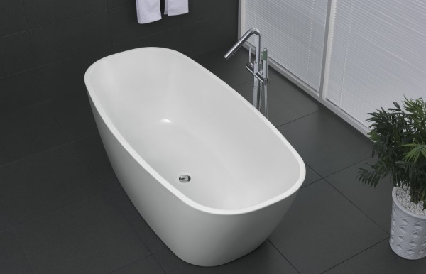 Акриловая ванна без перелива BELBAGNO BB72-1700-W0, 1700x780x600