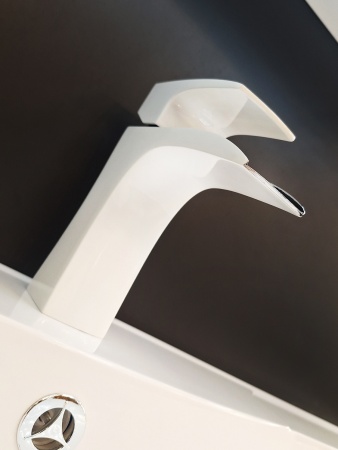 Смеситель для раковины AltroBagno Cascata 0111 BiCr