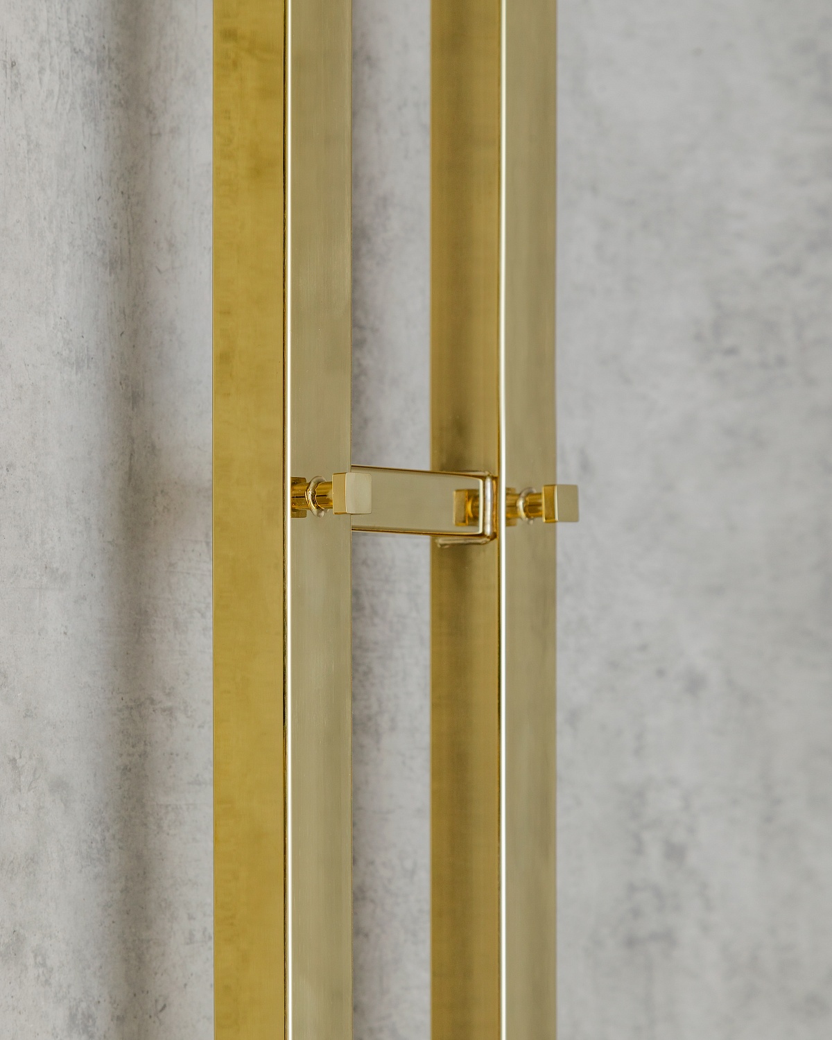 Полотенцесушитель электрический Chromix Pure 10x120 П3 GI с сухим тэном с крючками