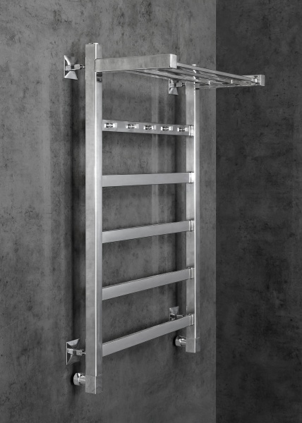 Полотенцесушитель водяной Chromix Granada 50x80 П5 Cr с крючками и верхней полкой Полотенцесушитель водяной Chromix Granada 50x80 П5 Cr с крючками и верхней полкой