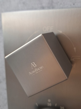 Душевая система с термостатом AltroBagno Lamberto 040411 GrMt