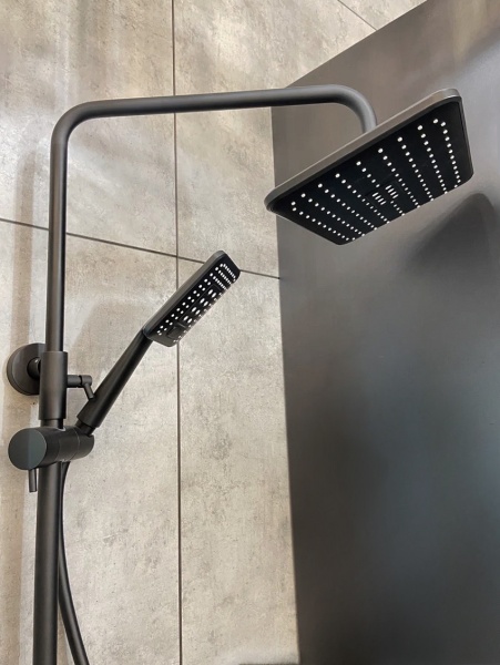 Душевая система с термостатом AltroBagno Lamberto 030418 NeOp Душевая система с термостатом AltroBagno Lamberto 030418 NeOp