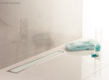Линейный трап 650 мм CONFLUO PREMIUM WITH WHITE GLASS LINE, двухсторонняя модель PESTAN 13000283