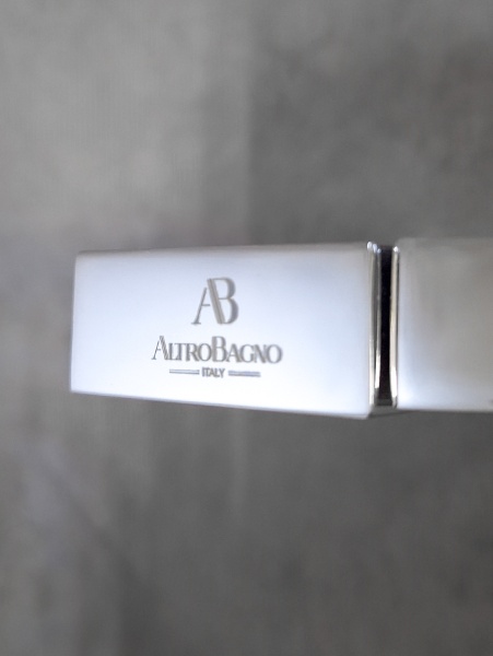 Настенный держатель для ручного душа AltroBagno SHK 070501 Cr