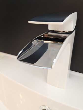 Смеситель для раковины AltroBagno Cascata 0111 BiCr