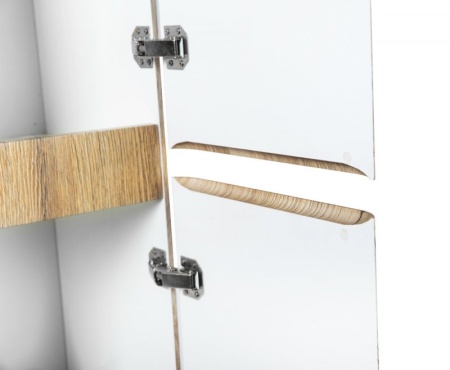 Шкаф подвесной с двумя распашными дверцами с доводчиками, с двумя полками, универсальная сторонность