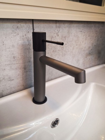 Смеситель для раковины AltroBagno Intento 0127 GrNe