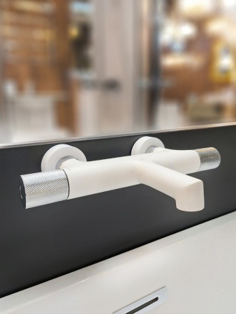 Смеситель для ванны AltroBagno Intento 0217 BiOp Смеситель для ванны AltroBagno Intento 0217 BiOp