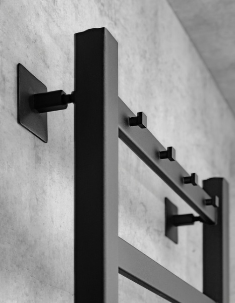 Полотенцесушитель водяной Chromix Granada 50x80 П6 MB с крючками универсальное подключение Полотенцесушитель водяной Chromix Granada 50x80 П6 MB с крючками универсальное подключение