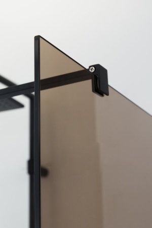 Душевая перегородка с односторонним входом, стекло прозрачное, профиль чёрный, 700x1950 мм CEZARES L