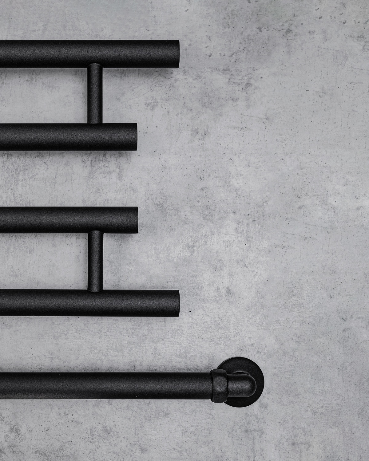 Полотенцесушитель водяной Chromix Leo 50x50 П6 MB Полотенцесушитель водяной Chromix Leo 50x50 П6 MB