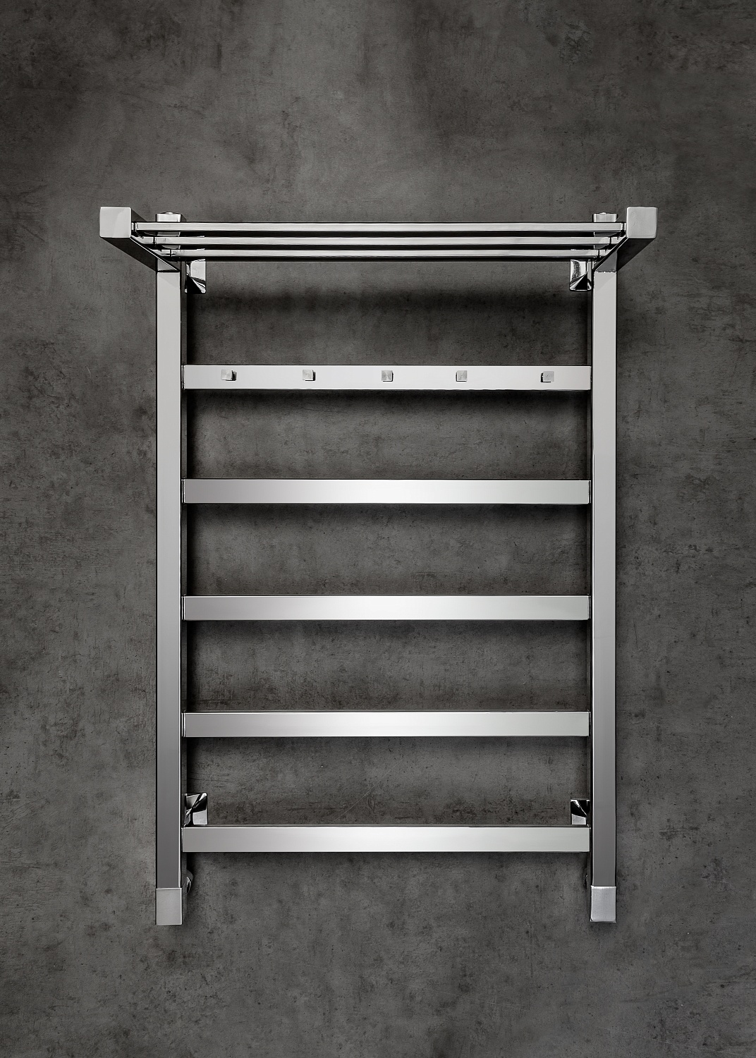 Полотенцесушитель водяной Chromix Granada 50x80 П5 Cr с крючками и верхней полкой