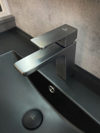 Смеситель для раковины AltroBagno Lamberto 0139 GrMt