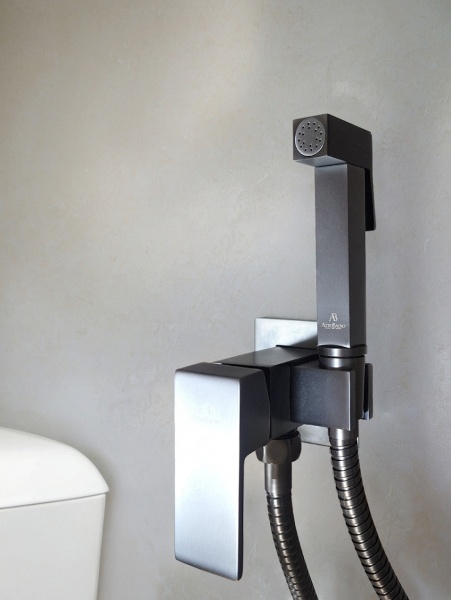 Встраиваемый гигиенический душ AltroBagno BM 060121 GrMt Встраиваемый гигиенический душ AltroBagno BM 060121 GrMt