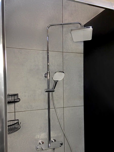 Душевая система с термостатом AltroBagno Lamberto 030411 Cr