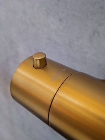 Душевая система с термостатом AltroBagno Metropoli 030425 OrSp