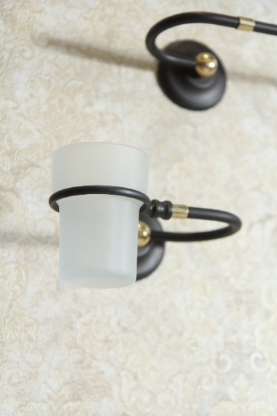 Стакан подвесной, матовое стекло, цвет черный /Античное золото ART&MAX AM-2140-Nero/Do-Ant