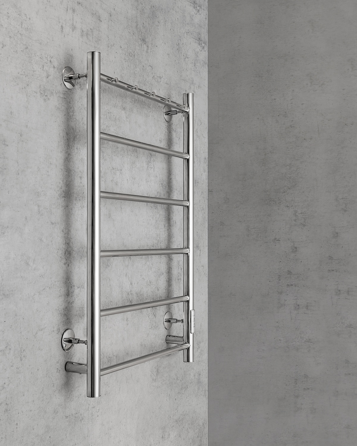 Полотенцесушитель электрический с сухим теном Chromix Bonn 50x80 П6 Cr с крючками