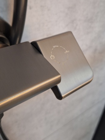 Душевая система с термостатом AltroBagno Lamberto 030426 GrMt