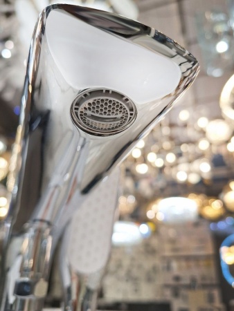 Смеситель для ванны AltroBagno Aperto 020201 Cr Смеситель для ванны AltroBagno Aperto 020201 Cr