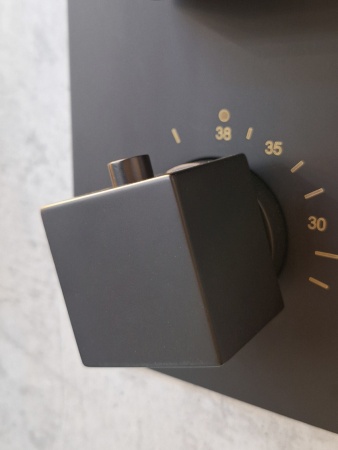 Душевая система с термостатом AltroBagno Aperto 040104 NeOp