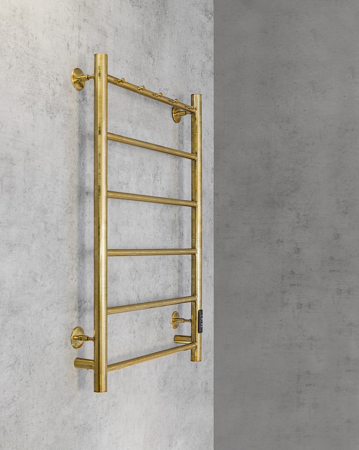 Полотенцесушитель электрический с сухим теном Chromix Bonn 50x80 П6 Br с крючками