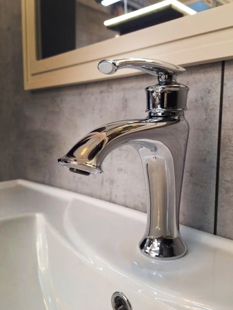 Смеситель для раковины AltroBagno Beatrice 0112 Cr