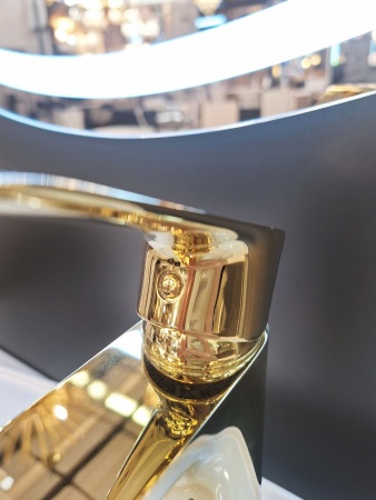 Смеситель для раковины AltroBagno Costanza 0125 Or