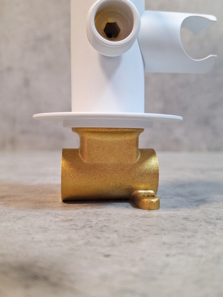 Встраиваемый гигиенический душ AltroBagno BM 060124 BiOp Встраиваемый гигиенический душ AltroBagno BM 060124 BiOp