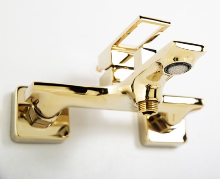 Смеситель для ванны и душа BelBagno LUCE LUC-VAS-NERO Смеситель для ванны и душа BelBagno LUCE LUC-VAS-NERO