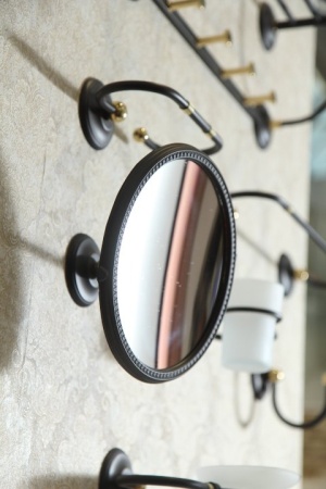Увеличительное зеркало подвесное, цвет черный /Античное золото ART&MAX AM-2143-Nero/Do-Ant