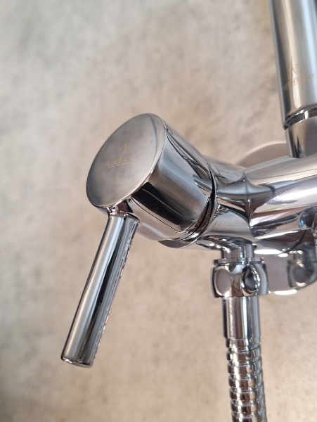 Встраиваемый гигиенический душ AltroBagno BM 060116 Cr Встраиваемый гигиенический душ AltroBagno BM 060116 Cr