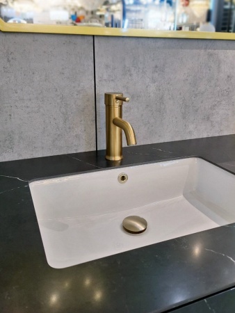 Смеситель для раковины AltroBagno Metropoli 0134 OrSp