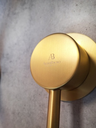 Смеситель для раковины AltroBagno Metropoli 010505 OrSp