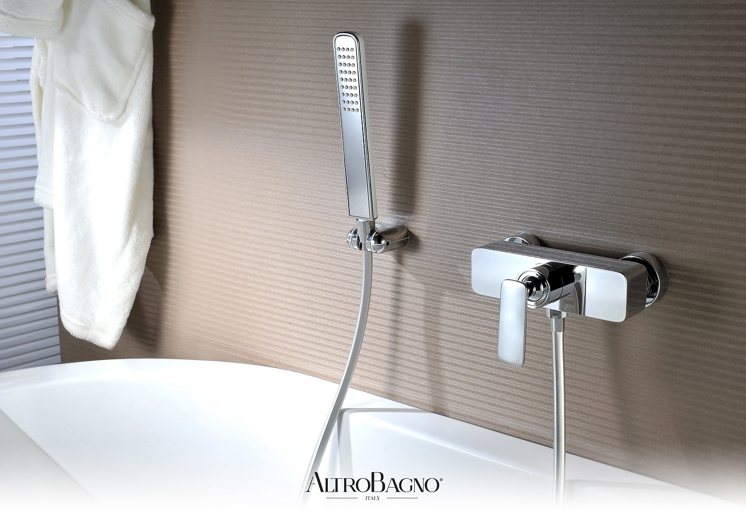 Смеситель для душа AltroBagno Aperto 030601 Cr Смеситель для душа AltroBagno Aperto 030601 Cr